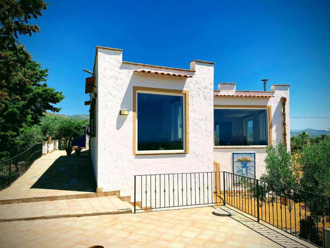 Villa Immersa In Oliveto Vista Mare Sciacca Exterior foto